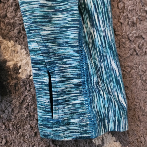 Athleta Half-Zip Long Sleeve Size Medium - Picture 3 of 6